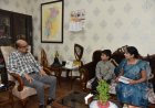 राज्यपाल रमेन डेका से आज लोक भवन में जिला दुर्ग के 6 वर्षीय 'गूगल बॉय ' रुद्र शर्मा ने अपने पालकों के साथ मुलाकात की।