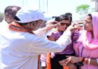 गोद में उठाया, चश्मा पहनाया... भैंसामुड़ा में दिखा मुख्यमंत्री का आत्मीय रूप