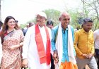 एक ग्रामीण का न्योता, मुख्यमंत्री का अपनापन - प्रधानमंत्री आवास से साकार हुआ सपना, मुख्यमंत्री ने कराया गृह प्रवेश