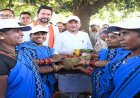 सरोधी में महिला स्व सहायता समूह ने मुख्यमंत्री को भेंट की स्थानीय उत्पादों की टोकरी