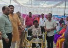सुशासन तिहार 2026 : सिमड़ा शिविर में सुगन्ती तिर्की को मिली ट्राइसाइकिल