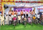 ट्राइसाइकिल मिलने से सुश्री खोमीन कल्लो के जीवन में लौटी आत्मनिर्भरता की मुस्कान