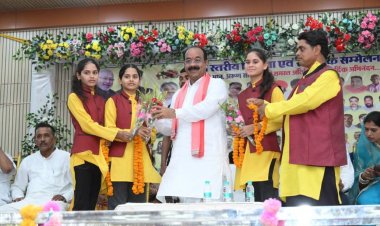 शासकीय उचित मूल्य दुकान विक्रेता सरकार की मजबूत कड़ी, योजनाओं के क्रियान्वयन में निभाते हैं अहम भूमिका :  अरुण साव