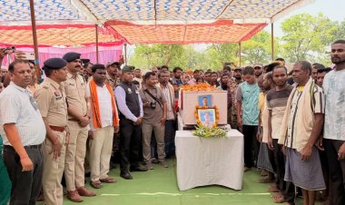 *शहीद जवान श्री परमानंद को एसपी कार्यालय में दी गई श्रद्धांजलि*