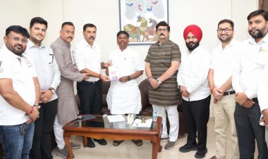 भारतीय व्यापार महोत्सव 2026 को लेकर वन मंत्री  केदार कश्यप से CAIT प्रतिनिधिमंडल की मुलाकात