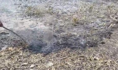 जगदलपुर में ‘आग उगलती जमीन’ से दहशत, धधकते केमिकल वेस्ट से बच्चे झुलसे