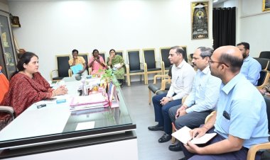 शहर की जनता को गंदगी और अव्यवस्था के बीच नहीं छोड़ा जा सकता-महापौर