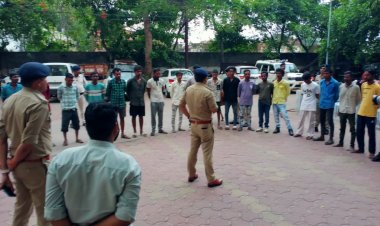  बदमाशों की ली गई क्लास, गुंडागर्दी से दूर रहने दी गई हिदायत