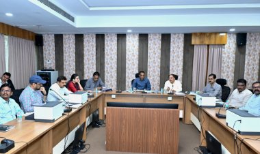 ’लोक निर्माण विभाग के कार्यों में जनहित और तकनीकी दक्षता पर जोर, निर्माण कार्यों में गुणवत्ता और तेजी सुनिश्चित करने के निर्देश’
