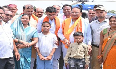 चिरायु योजना से मिली नई जिंदगी: समीरा और नितिन ने मुख्यमंत्री को थैंक यू कार्ड देकर जताया आभार