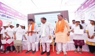 मुख्यमंत्री विष्णु देव साय ने ‘हम होंगे कामयाब 2.0’ वेब पोर्टल किया लांच, पोर्टल पर पंजीयन कर आत्मनिर्भर बनने युवाओं से की अपील….