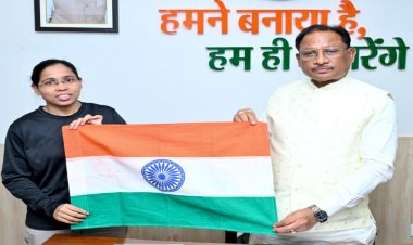 माउंट एवरेस्ट विजेता अमिता श्रीवास के स्वास्थ्य लाभ हेतु राज्य सरकार सजग - मुख्यमंत्र विष्णु देव साय