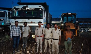 अवैध खनिज उत्खनन व परिवहन के मामलों में 1 जेसीबी सहित 4 वाहन जब्त