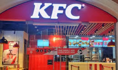 K FC-किचन का पाईप सीधे सार्वजनिक नाली में जोडने  पर पंचनामा कार्यवाही कर सीलबंद करने की कड़ी कार्यवाही की