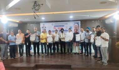 पत्रकारिता दिवस पर छत्तीसगढ़ चेम्बर की अनूठी पहल: रायपुर प्रेस क्लब अध्यक्ष और एडवरटाइजर एसोसिएशन की उपस्थिति में पत्रकारों के लिए 700 कूपन हस्तांतरित, 1 जून से लगेगा विशाल निःशुल्क स्वास्थ्य जाँच शिविर