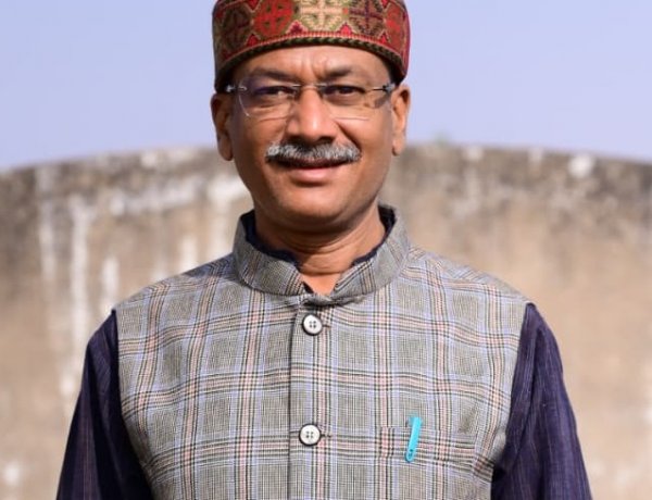 ट्रिपल इंजन सरकार में सफाई व्यवस्था ठप्प, गंदगी फैली, सफाई कामगार एवं ठेकेदारों को भुगतान के लिए पैसा नही