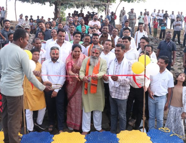 नए पर्यटन केंद्र के रूप में उभर रहा पिच्चेकट्टा का मावली हिल्स सांसद श्री नाग ने किया वाॅटर एडवेंचर का शुभारंभ