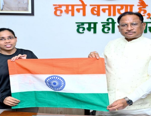 माउंट एवरेस्ट विजेता अमिता श्रीवास के स्वास्थ्य लाभ हेतु राज्य सरकार सजग - मुख्यमंत्र विष्णु देव साय