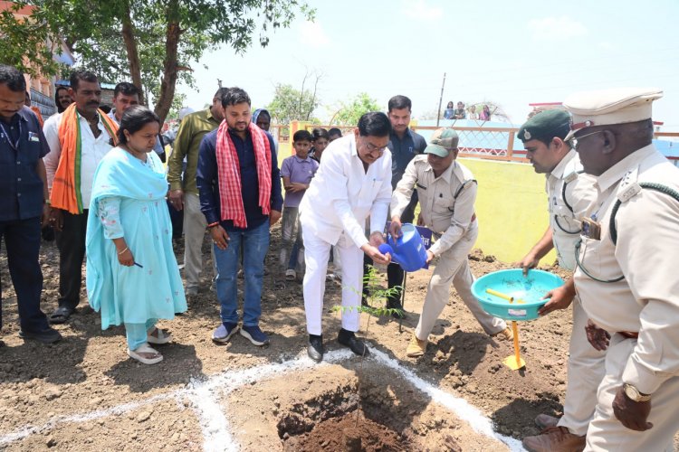 मोहतरा समाधान शिविर में 834 आवेदन प्राप्त, 246 मामलों का मौके पर निराकरण