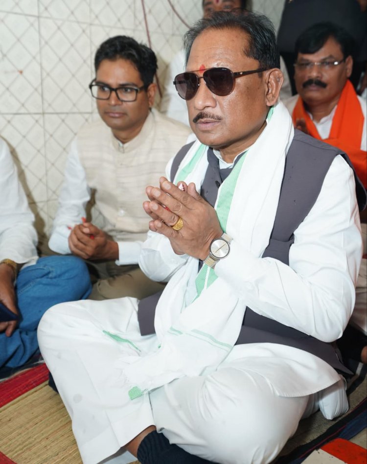 सुशासन तिहार के दौरान मुख्यमंत्री  विष्णुदेव साय पहुंचे कोसला धाम