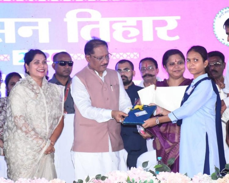 ग्रामीण अंचल की बेटी बनी प्रेरणा: मुख्यमंत्री  विष्णुदेव साय ने सराहा उत्कृष्ट प्रदर्शन