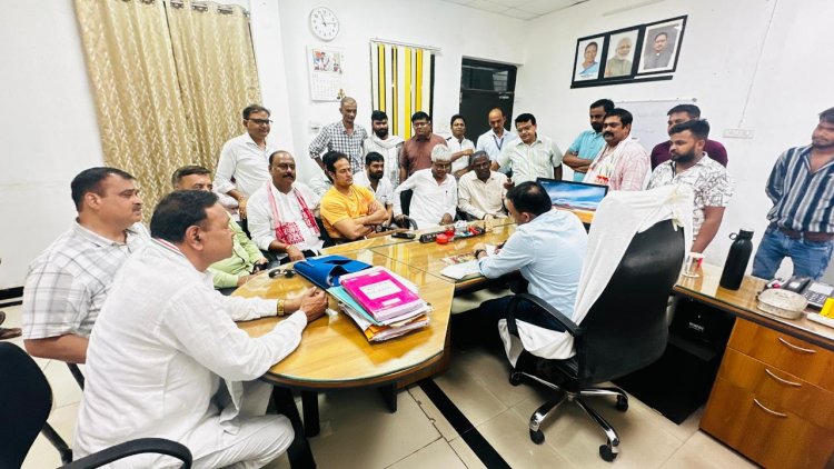 रायपुर पश्चिम विधानसभा सहित पूरे छत्तीसगढ़ की जनता से सवाल करके देख सकते हैं क्या पूर्व में जनता को बिजली की समस्याओं का सामना करना पड़ा था? - विकास उपाध्याय