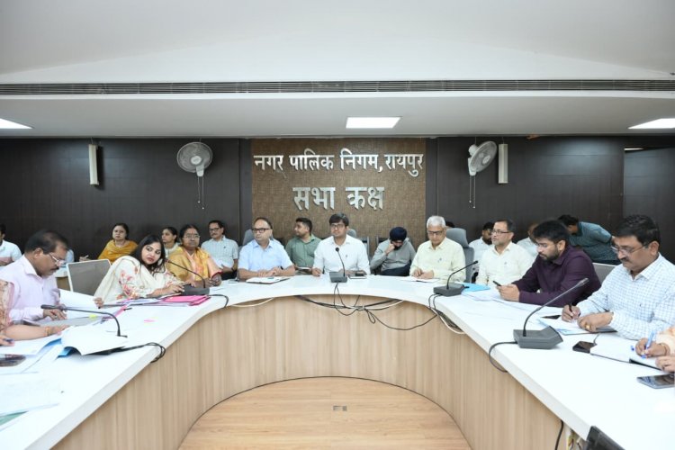 आयुक्त  संबित मिश्रा ने रैन वाटर हार्वेस्टिंग अधिकाधिक स्थानों पर करवाने जोन कमिश्नरो को दिये निर्देश