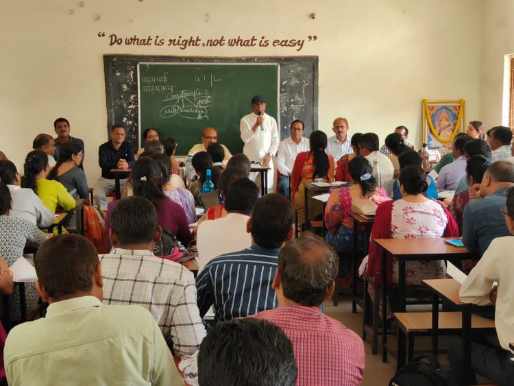 दुर्ग और बालोद जिले के लगभग 2 हजार  शिक्षकों को ‘डाइट’ देगा विशेष प्रशिक्षण
