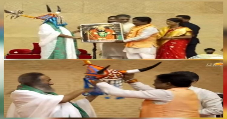बस्तर सांसद ने आध्यात्मिक गुरु श्रीश्री रविशंकर से की भेंट, गौर मुकुट से किया अभिनंदन