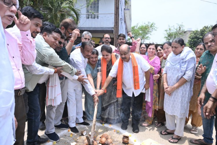 जनसमस्याओं के समाधान का संकल्प : विधायक पुरंदर मिश्रा ने दी राहत और विकास की सौगात