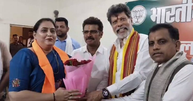 छत्तीसगढ़ कांग्रेस को लगा बड़ा झटका, महिला महामंत्री ने छोड़ा कांग्रेस का हाथ, 14 महिला कार्यकर्ता भाजपा में हुई शामिल…!!
