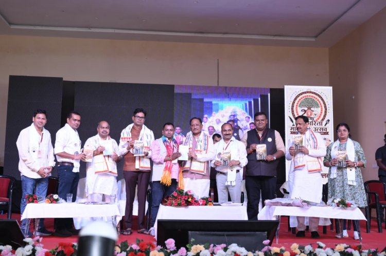लोकतंत्र की मजबूती में पत्रकारिता की भूमिका अहम : पुरन्दर मिश्रा