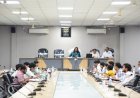 कलेक्टर ने समय-सीमा की बैठक में योजनाओं की प्रगति की समीक्षा की