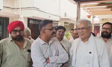 बीजेपी नेता से बदसलूकी करने वाले सस्पेंड CEO पहुंचे भूपेश बघेल के पास, बोले- मेरे साथ गलत हुआ