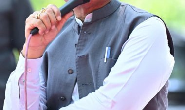 सुशासन तिहार में मुख्यमंत्री विष्णुदेव साय पहुंचे बीजापुर के सुदूर गांव कोण्डापल्ली: चौपाल में सुनीं ग्रामीणों की समस्याएं