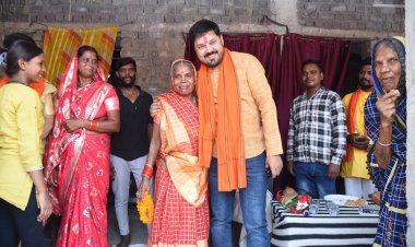 "जनता की सेवा ही हमारा मुख्य ध्येय है। 'घर-घर चलो अभियान' का मकसद हर एक नागरिक को सरकार की जनकल्याणकारी योजनाओं की जानकारी देना व वंचितों को लाभ दिलाना है "— अनुज शर्मा, विधायक