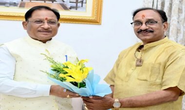 मुख्यमंत्री से छत्तीसगढ़ योग आयोग के नवनियुक्त अध्यक्ष अग्रवाल ने की सौजन्य मुलाकात