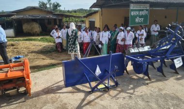 पशुसखियों ने सीखे आधुनिक खेती व पशुपालन के गुर