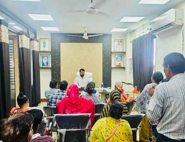 गैस पाइप लाइन के काम की अनियमितता के कारण एकता कॉलोनी प्यासी — नेता प्रतिपक्ष