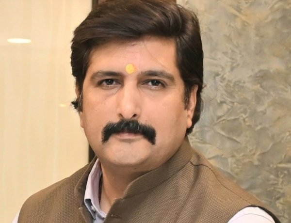 *सुशासन तिहार के सकारात्मक परिणाम समाज के हर वर्ग तक पहुँच रहे हैं - अमित चिमनानी*