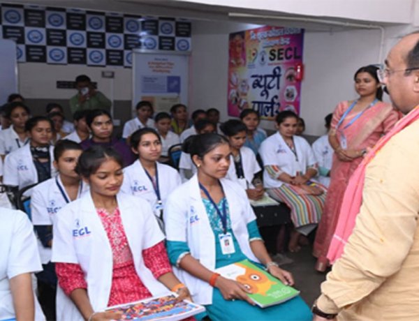 शिक्षा के साथ कौशल विकास से बढ़ता है आत्मविश्वास : साव