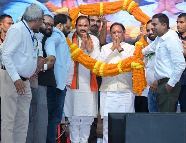 ढाई वर्षों में प्रदेश के स्वास्थ्य सेवाओं में हुए व्यापक विस्तार से स्वास्थ्य सेवाएं हुई सुदृढ़ : मुख्यमंत्री श्री साय