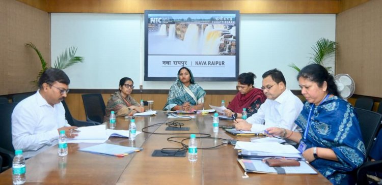 ’कुपोषण मुक्त छत्तीसगढ़ अभियान को गति देने मंत्री श्रीमती लक्ष्मी राजवाड़े ने की समीक्षा बैठक’