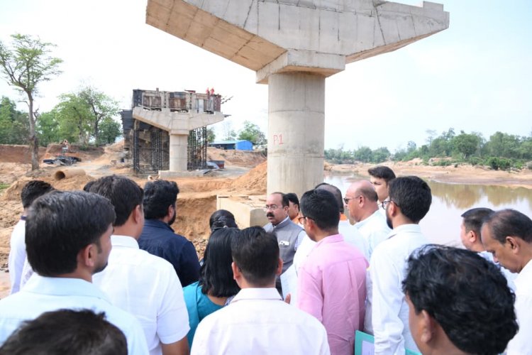 दंतेवाड़ा को भारी वाहनों के दबाव से मिलेगी मुक्ति, दिसम्बर तक पूरा होगा बायपास सड़क और पुल का काम