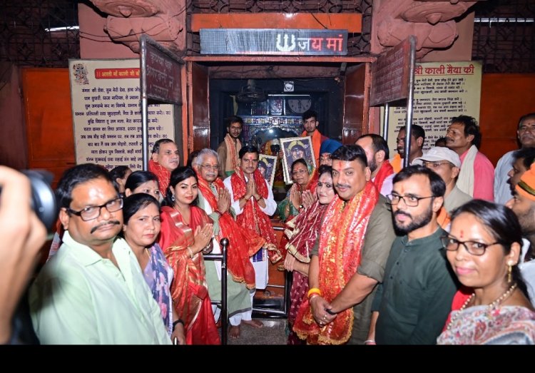 भाजपा महिला मोर्चा ने प्रधानमंत्री मोदी के 12 वर्ष का कार्यकाल पूर्ण होने पर की विशेष पूजा-अर्चना