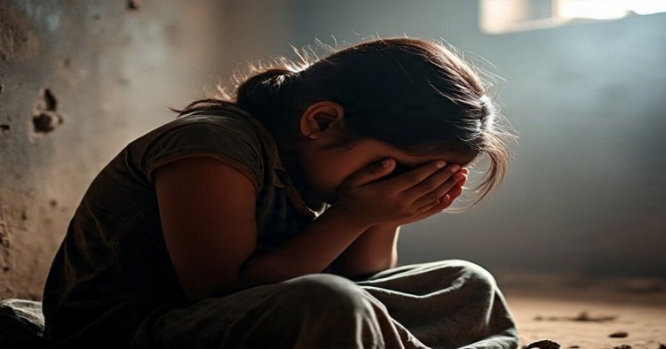 शर्मनाक : गांव के कोतवाल ने 8 साल की मासूम के साथ की दरिंदगी...गांव में आक्रोश का माहौल…..!!