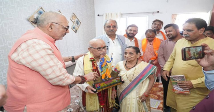 स्वच्छता अभियान जनभागीदारी से राष्ट्र निर्माण का सशक्त माध्यम है - गिरिराज सिंह