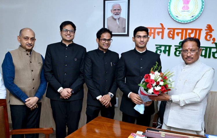 जनसेवा ही प्रशासनिक सेवा का सर्वोच्च उद्देश्य : मुख्यमंत्री  विष्णु देव साय