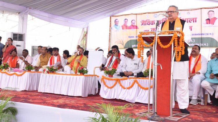 कृषि की नवीनतम एवं आधुनिक तकनीकों को अपनाएं कृषक: विधानसभा अध्यक्ष डॉ. रमन सिंह