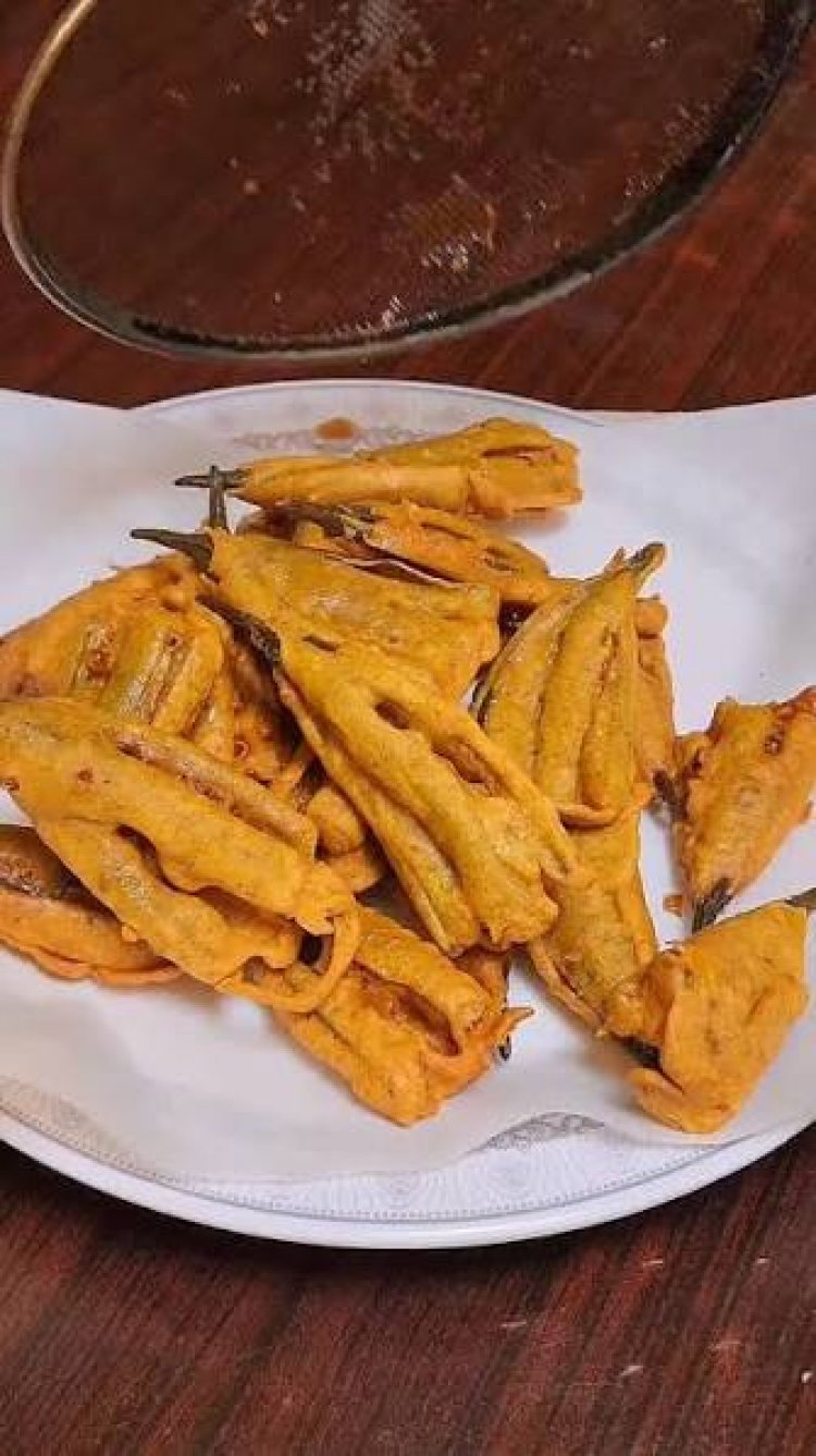 कुरकुरे भिंडी पकोड़े-बारिश के मौसम में चाय के साथ गरमा-गरम भिंडी के पकोड़े (Bhindi Pakora) बहुत स्वादिष्ट लगते हैं।